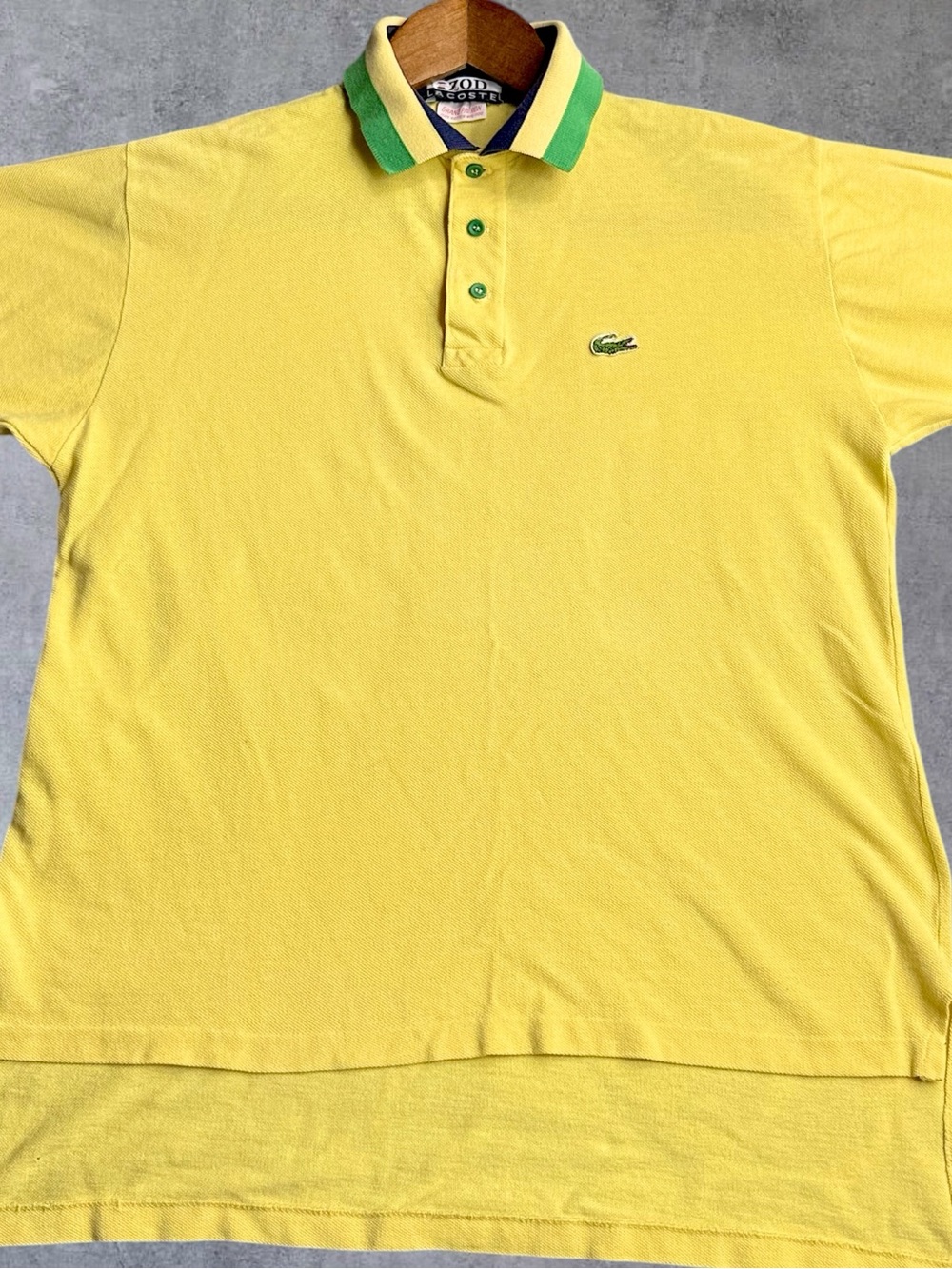Vintage IZOD Lacoste Grand Patron Polo Shirt Mens Yellow Green Crocodile Preppy